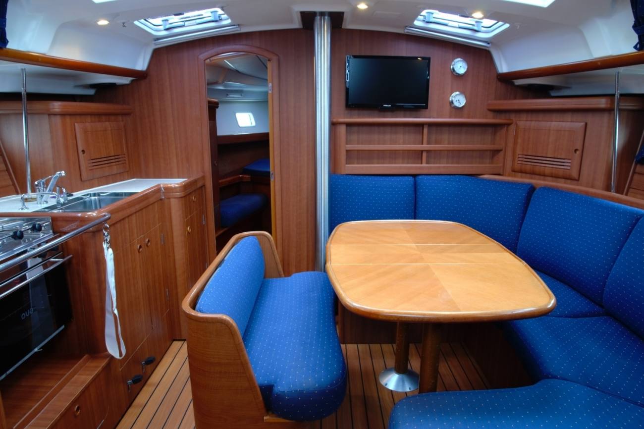 Beneteau Oceanis 423 Clipper 6