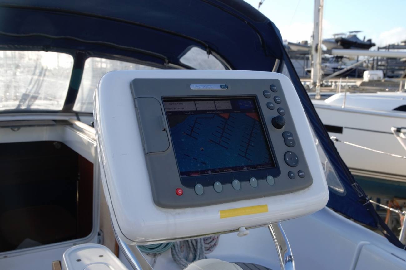 Beneteau Oceanis 423 Clipper 23