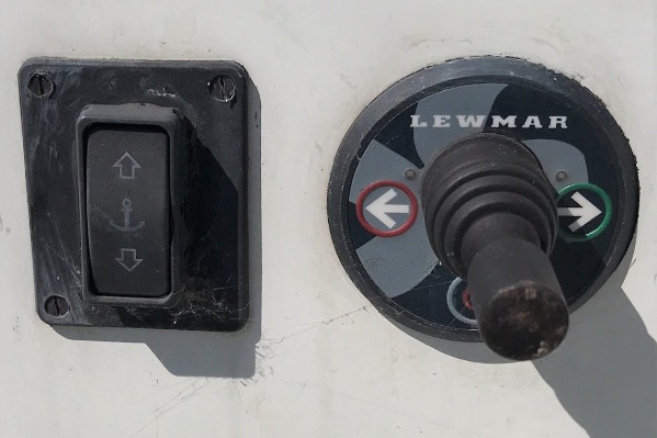 Hunter Channel 31 additional image 14