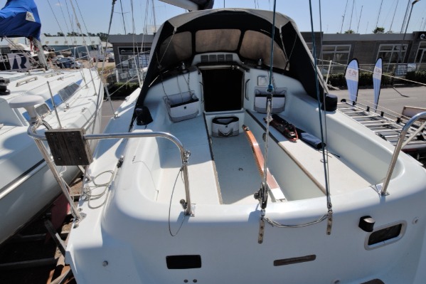 Hunter Channel 31 additional image 2