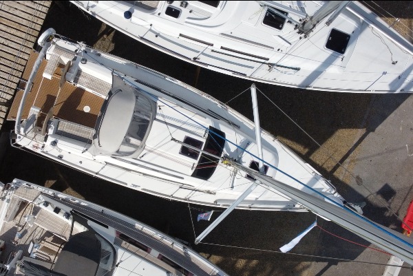 Dufour 310 additional image 2