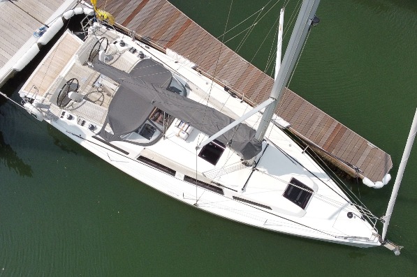 Hanse 345 additional image 2