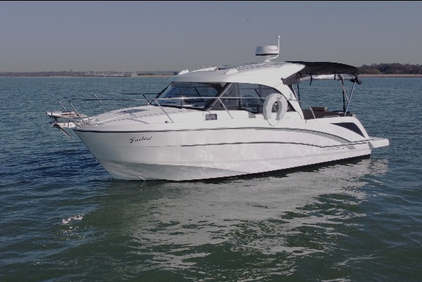 Beneteau Antares 8  additional image 1