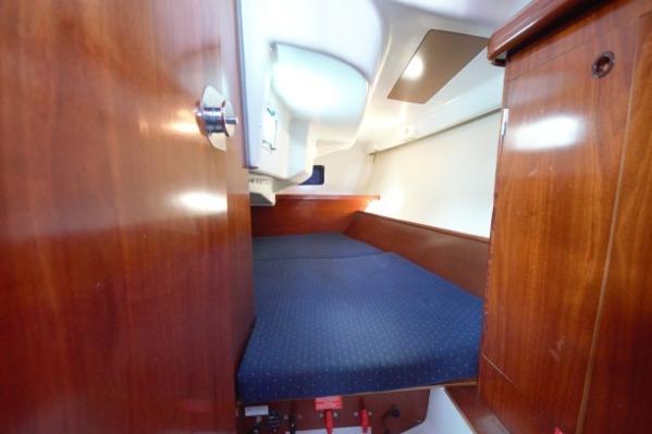 Beneteau Oceanis Clipper 323 additional image 10