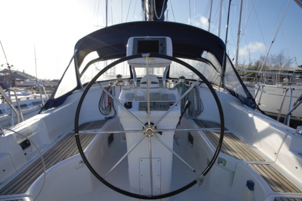 Beneteau Oceanis 423 Clipper additional image 3