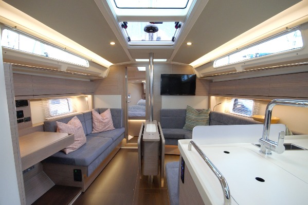 Hanse 388 additional image 5