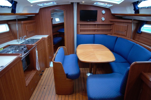 Beneteau Oceanis 423 Clipper additional image 5