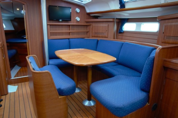 Beneteau Oceanis 423 Clipper additional image 7