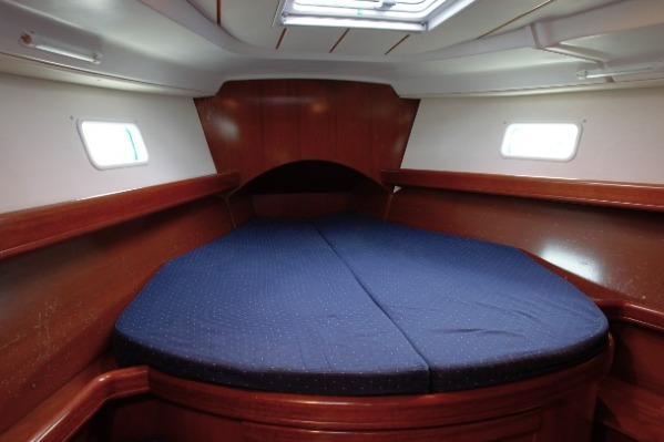 Beneteau Oceanis 423 Clipper additional image 9