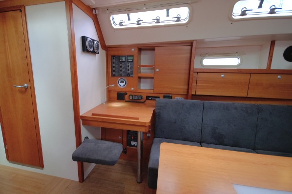 Hanse 470e additional image 8