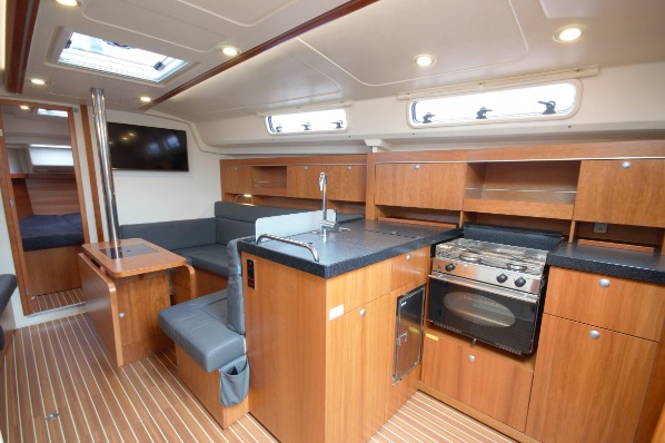 Hanse 385 additional image 8
