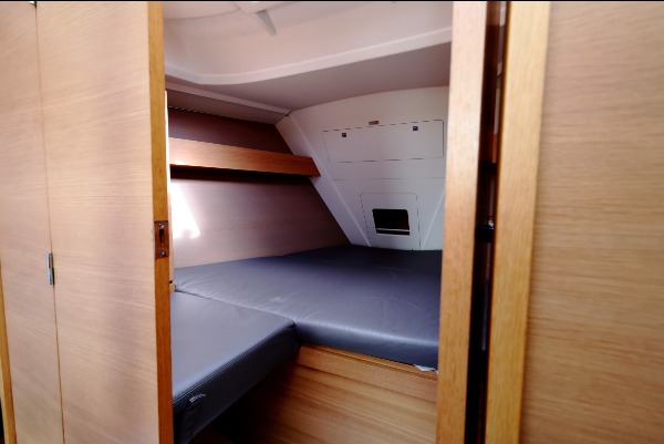 Dufour 310 additional image 9