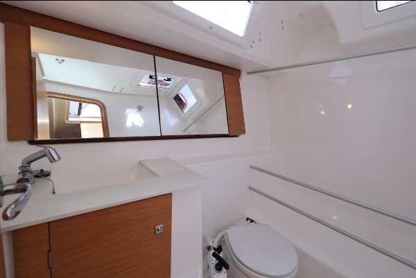 Dufour 310 additional image 10