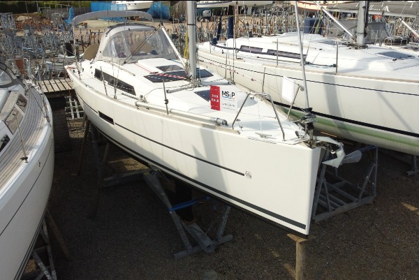 Dufour 310 additional image 1